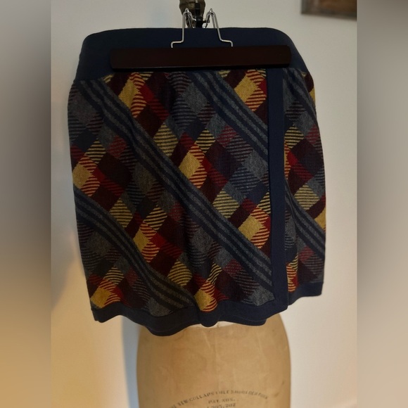 Title Nine plaid woolicious wrap skirt with elastic waist small - Picture 1 of 9
